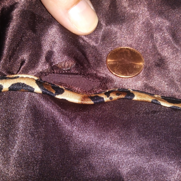 Silky nightgown - Picture 5 of 5